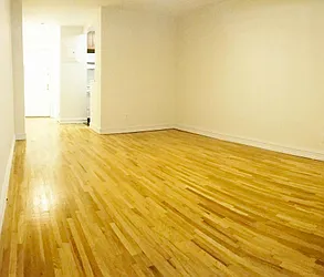 Rented by Urban Real Estate Inc