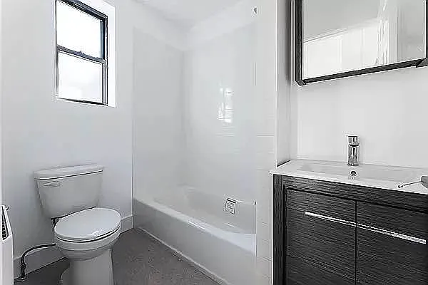 Rented by C2R Management LLC | media 9