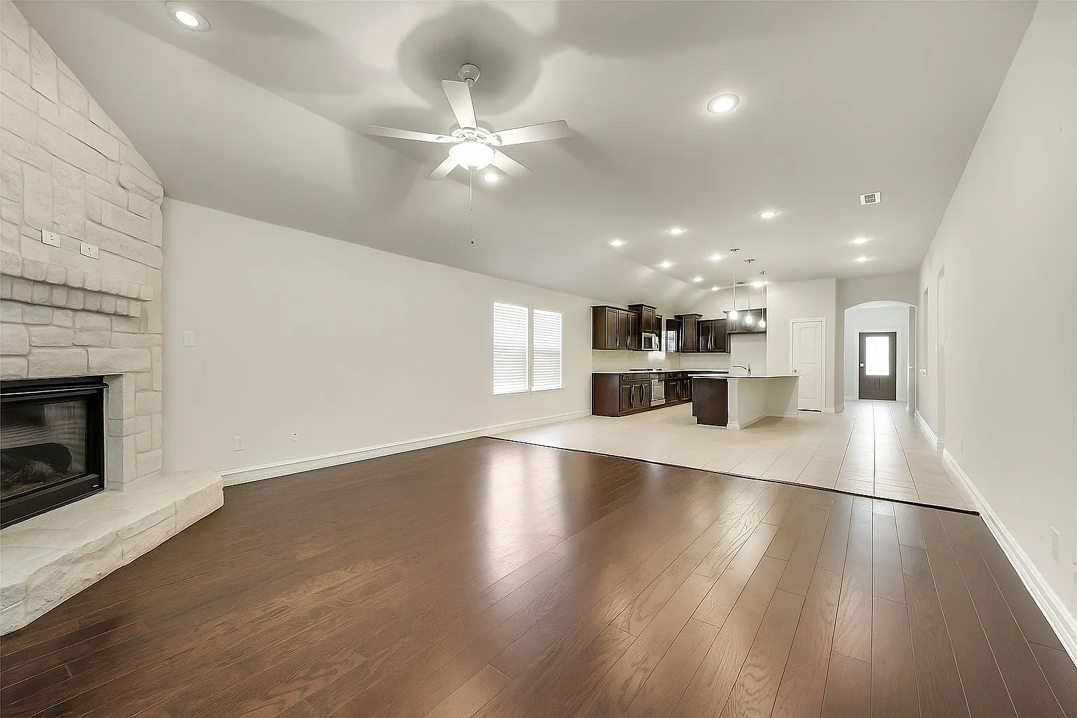 601 Elm Creek Dr — Photo 4