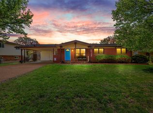 5208 Faro Dr, Saint Louis, MO 63128