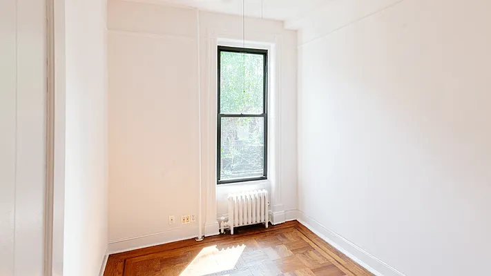 Rented by Nooklyn NYC LLC | media 31