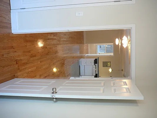 Rented by Kings Court Real Estate | media 32