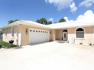 200 Lake George Point Dr, Georgetown, FL 32139