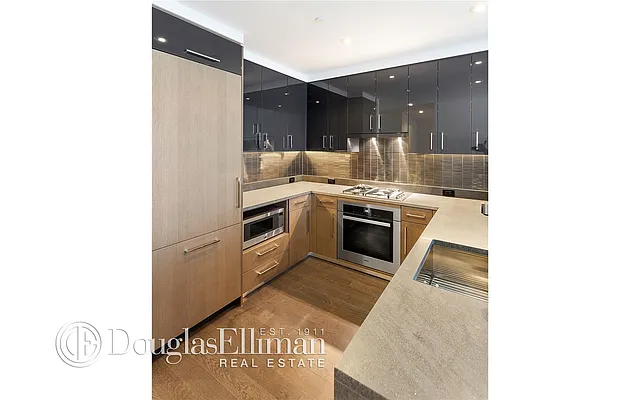 Rented by Douglas Elliman | media 25
