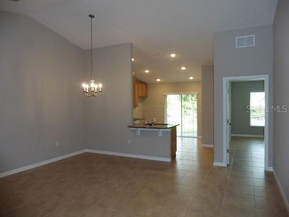 2nd image of 18 Regent Ln Unit A