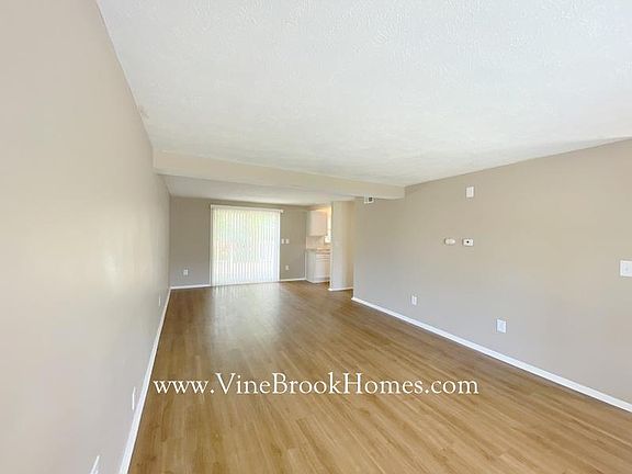 2nd image of 801 N Coolee Ln
