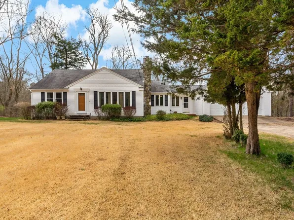 26 Moulton St, Rehoboth, MA 02769
