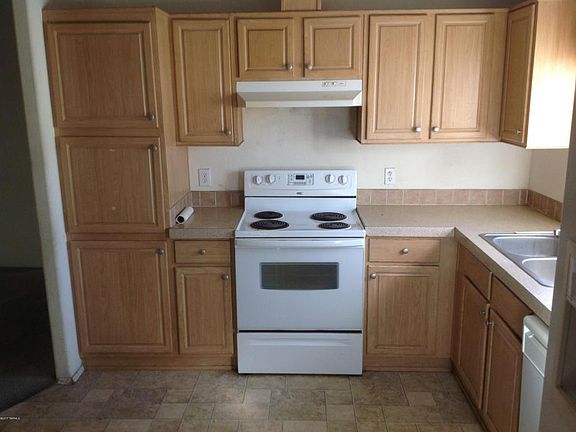 4th image of 155 E Placita Estrella