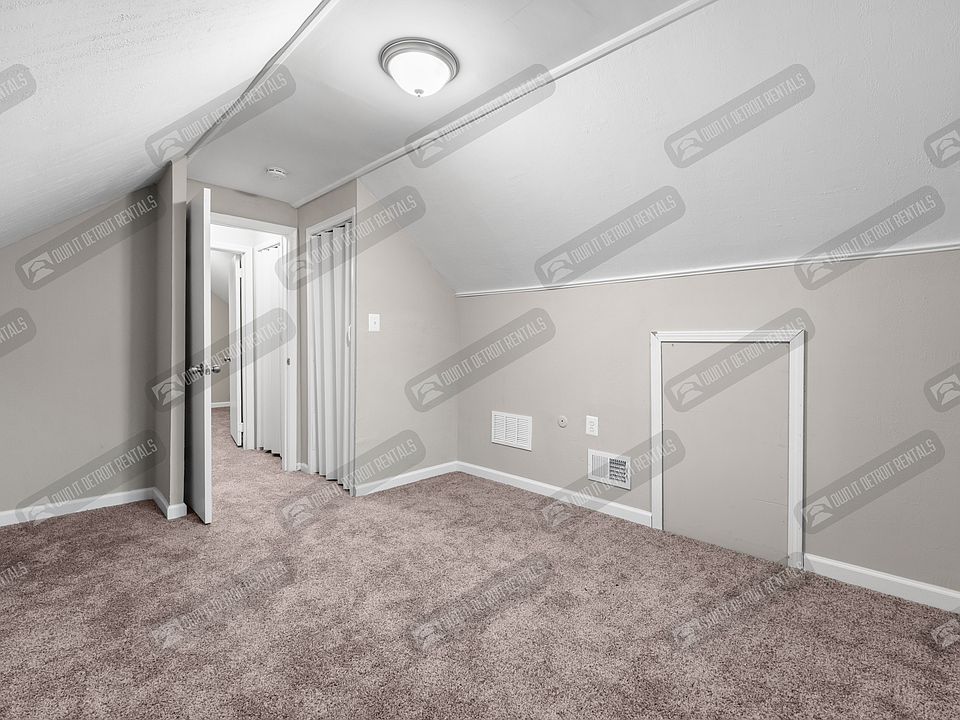 12823 Sherman Ave, photo 10