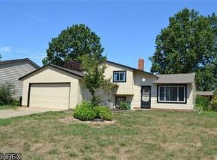 36591 Spindrift Dr, Eastlake, OH 44095