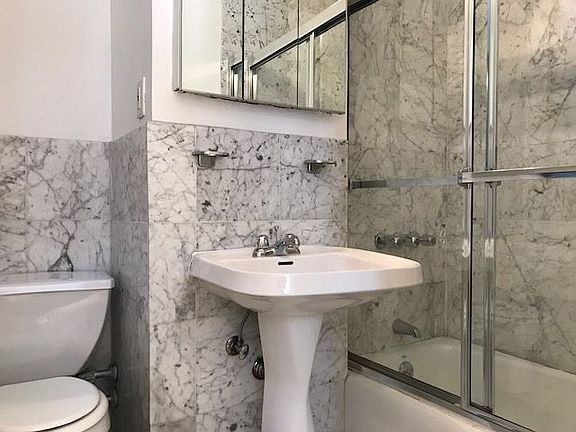 5th image of 238 E 88th St APT 5S