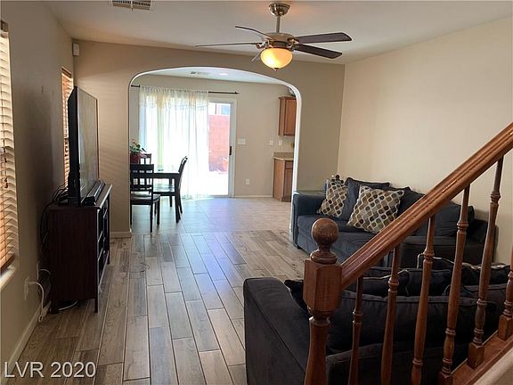 3rd image of 7933 Valladolid Ave