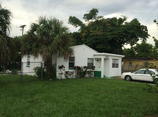 3040 Frost Rd, Palm Springs, FL 33406