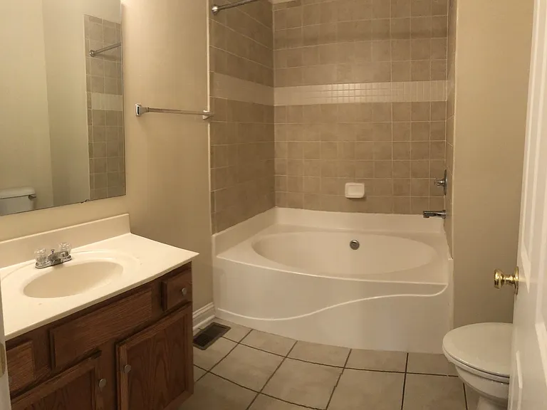 1471 Autumn Oak St — Photo 10