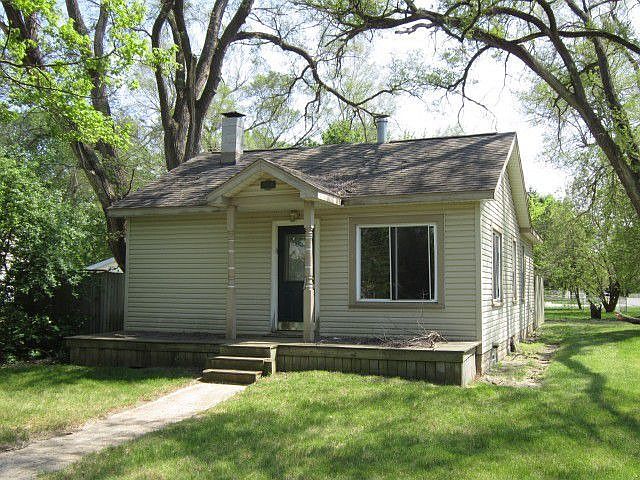 1st image of 910 Auburndale Ave