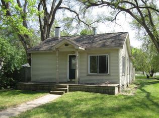 910 Auburndale Ave, Ypsilanti, MI