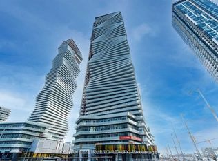3900 Confederation Pkwy #3404, Mississauga, ON L5B 0K7