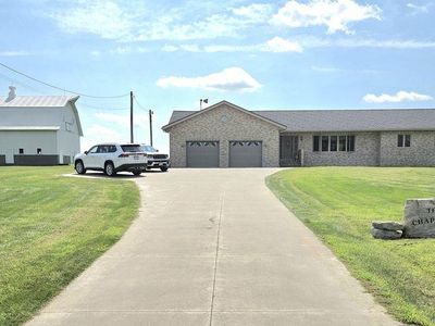 454 South St, Arlington, IA, 50606