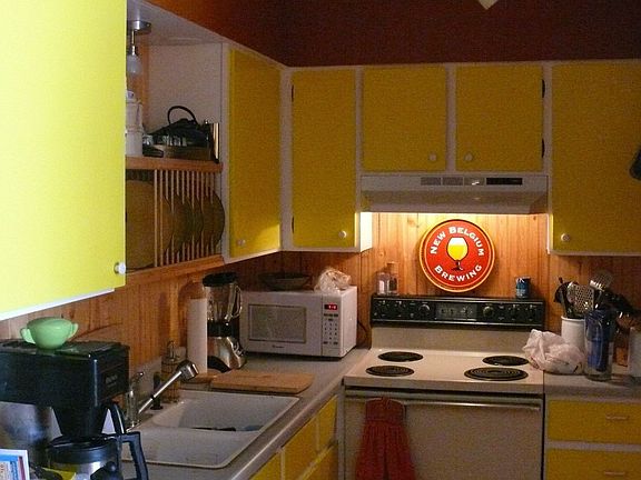 2nd image of 1715 Azalea Dr APT 1