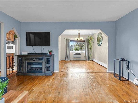 4th image of 270 Browns Road
