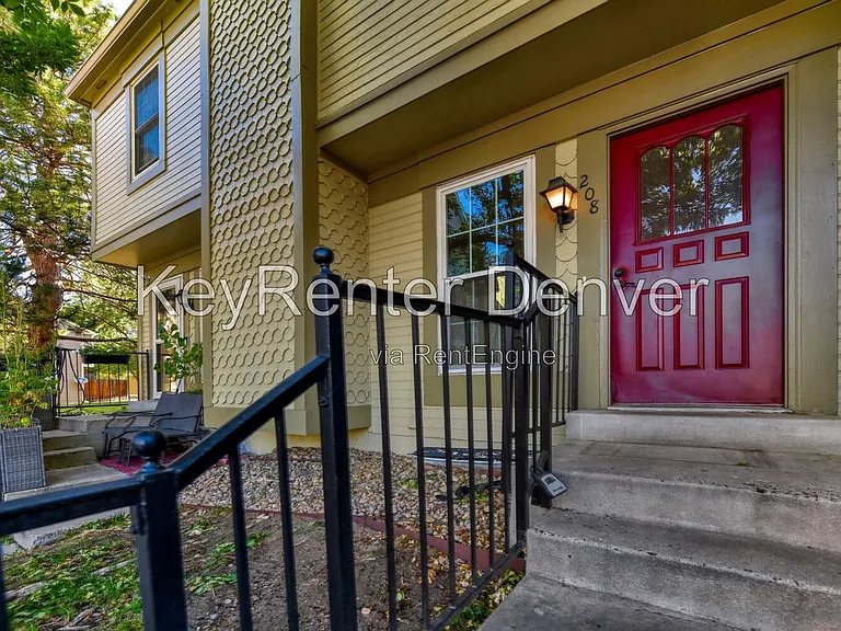 1811 S Quebec Way #208 — Photo 1