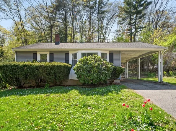 43 1/2 Wood St, Woburn, MA 01801