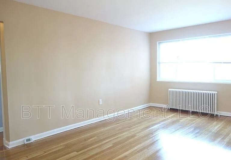 4013 38th St #203 — Photo 2
