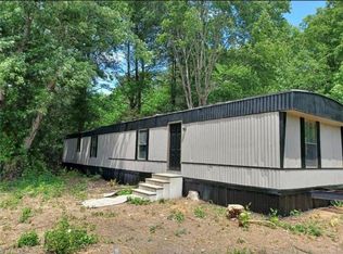 193 Summers Ln, Reidsville, NC 27320