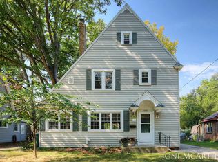 1219 Giddings Ave SE, Grand Rapids, MI