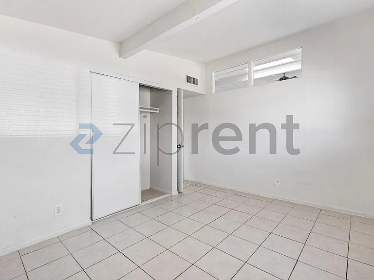 221 Milinane Dr — Photo 15