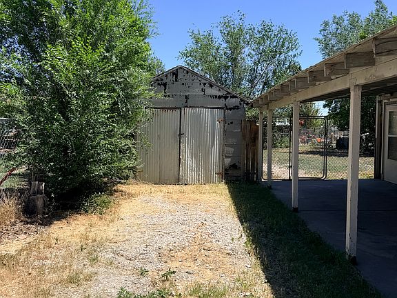 2nd image of 329 S Carbon Ave