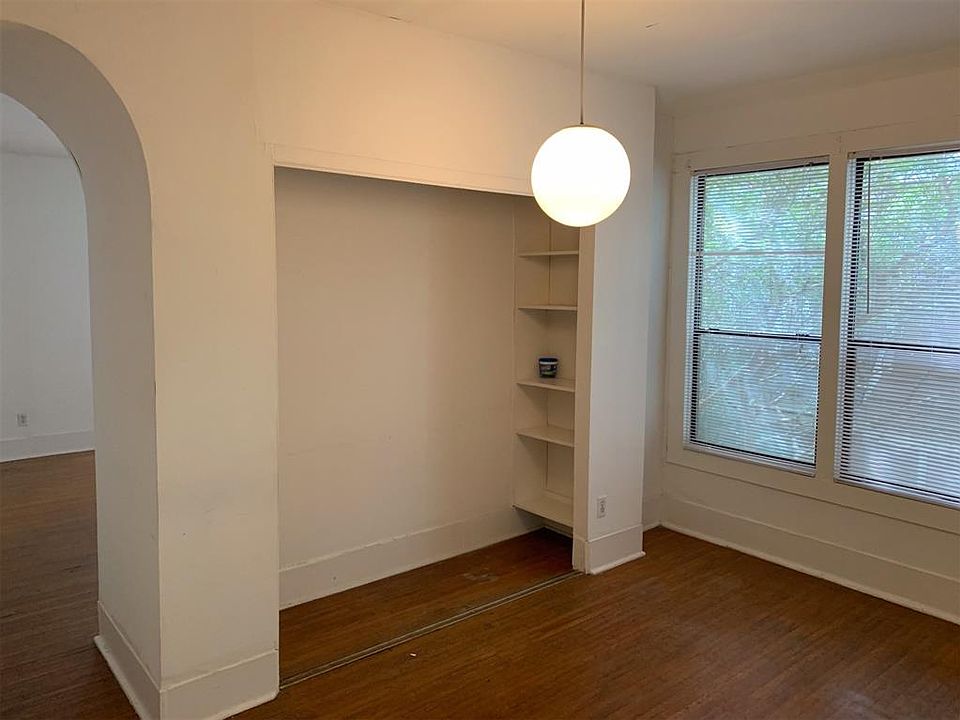 1st image of 402 Hyde Park Blvd APT C