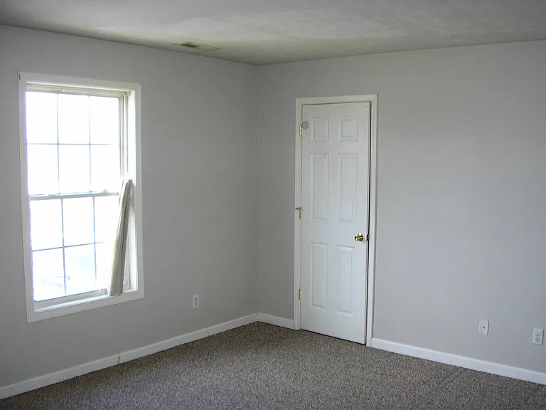 402 Clark St #B — Photo 14