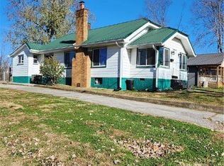 804 E Smith Street, Salem, IN 47167