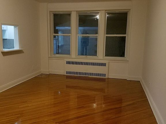 4th image of 55 92nd St APT E4