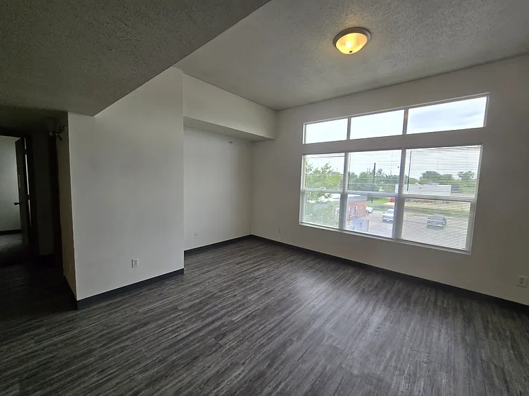 60 Miller Ave SW #12 — Photo 16