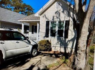 314 Maple St, Saint Simons Island, GA 31522