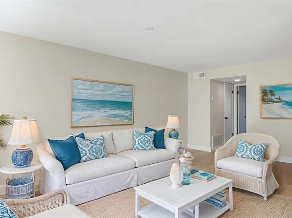 18 Vista Gardens Trail #105, Vero Beach, FL 32962