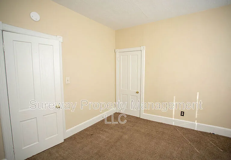 224 Rutland Ave #2 — Photo 15