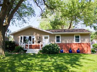 4204 67th St, Urbandale, IA 50322