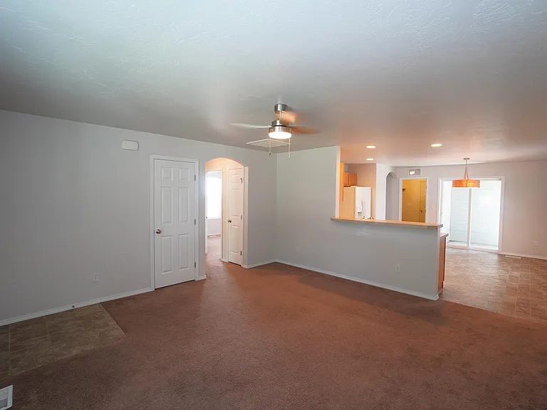 163 W Lava Falls Dr — Photo 5