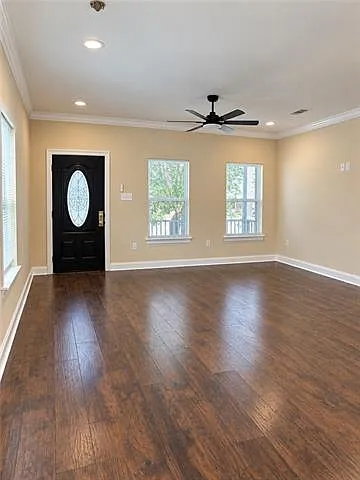 2 bed, 1.0 bath, 910 sqft, $1,500 — Photo 2