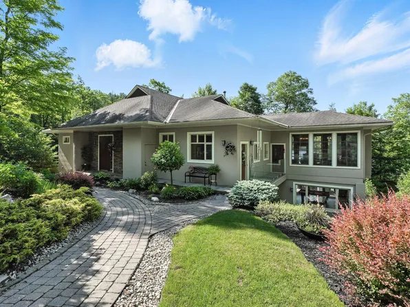 145 Chemin Panoramique, Cantley, QC J8V 3B2