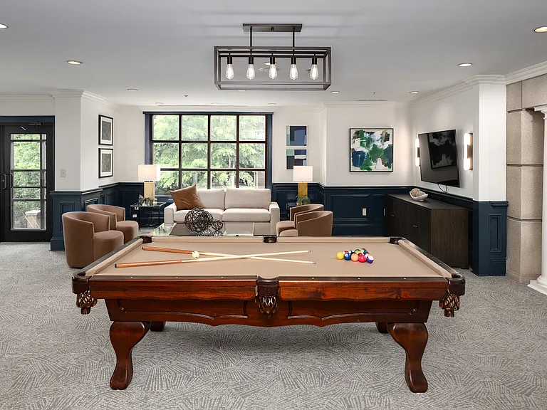 Wesley Townsend Apartments at Buckhead — Photo 36