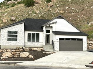 1189 E Benchview Dr, Ogden, UT 84404