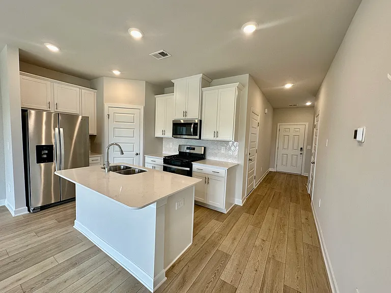 217 Cupid Ct — Photo 6