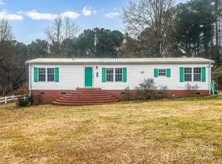 205 W Haywood Ln, Mount Gilead, NC 27306