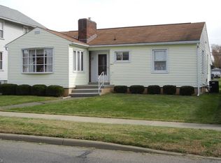 908 N 2nd St, Dennison, OH 44621
