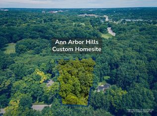 3081 Overridge Dr, Ann Arbor, MI 48104
