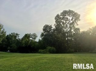 193 Wagon Wheel Cir, Athens, IL